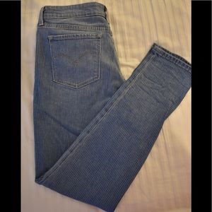 Levi’s 711 skinny jean size 30